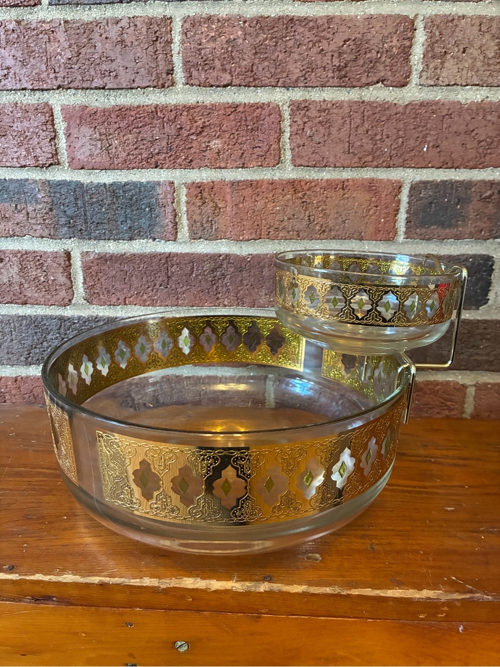 Culver Valencia MCM 22K Gold Filigree Glass Chip and Dip Bowl Set Bracket MINT